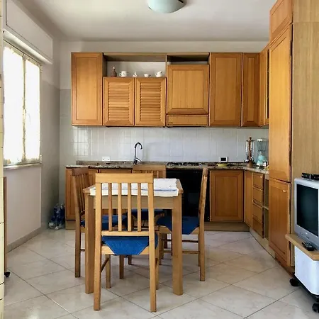 Vacanze Apartment *